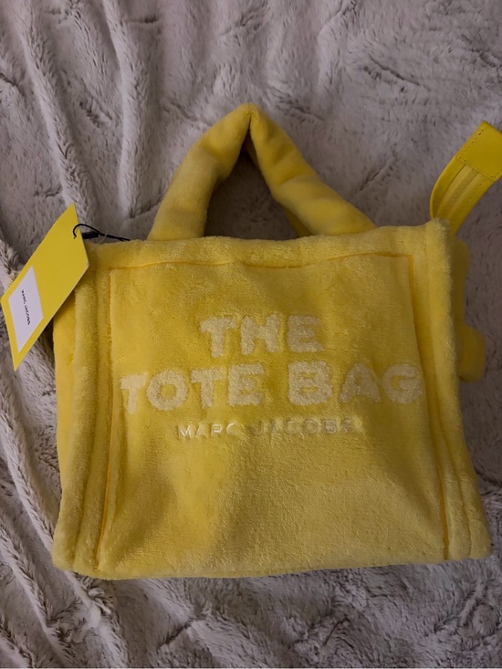 Marc Jacobs Handbags - Marc Jacobs The Terry Tote Bag